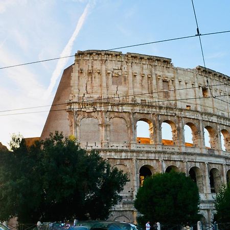 Апартаменти Roma Colosseo Екстер'єр фото